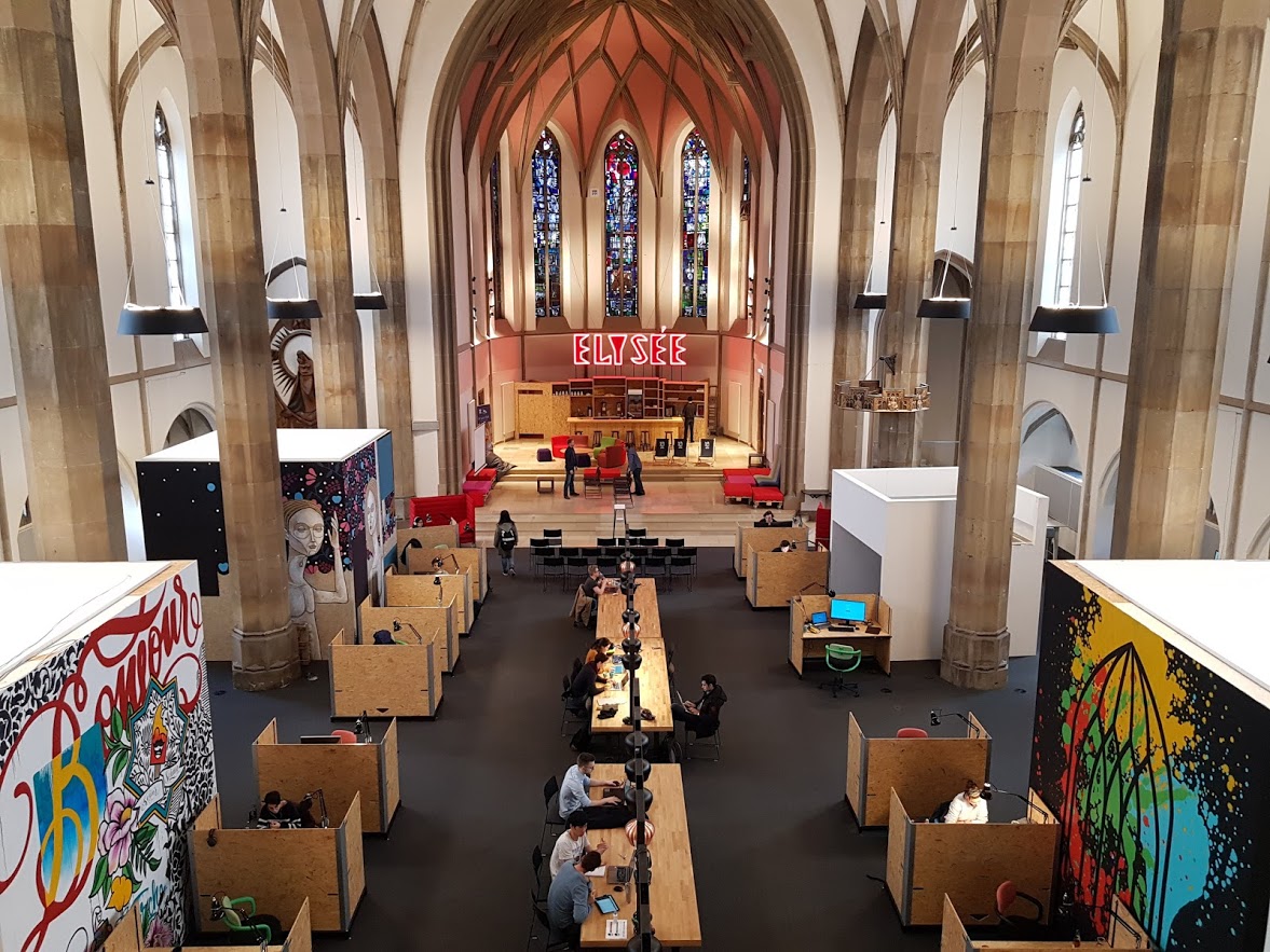 digitalChurch Verein digitalHUB Aachen coworking Kirche Kirchenschiff